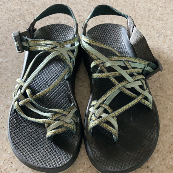 Chaco Womens strappy sandals - Picture 2 of 4